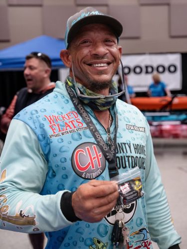 353BCE09-E048-4681-8876-93E2BCE1F016